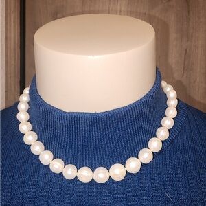 Elegant Freshwater White Pearl Necklace